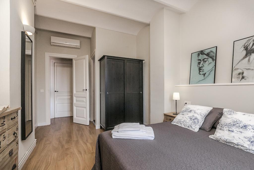 Bcn Paseo De Gracia Rocamora Apartment บาร์เซโลนา ภายนอก รูปภาพ